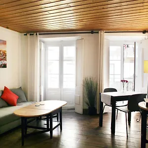 apartamento-chiado-carmo-53.hotels-lisbon-portugal.com/