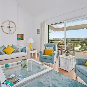 Apartment Superb, Relaxing And Tranquil 3 Bed In Central Algarve, Vilamoura